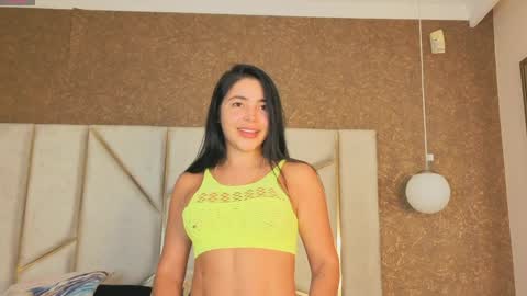 pamplemusa_ online show from April 8, 12:08 pm