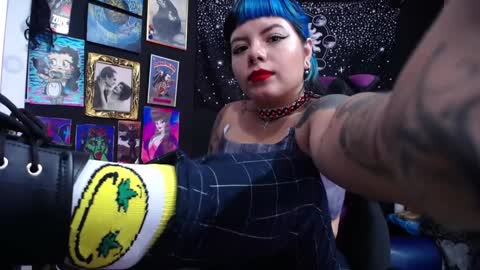 Snapshot of pandoragoddess chatting on February 5, 7:53 pm online show from February 5, 7:53 pm