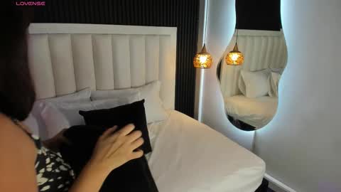 Pandoramiller online show from February 10, 5:05 pm