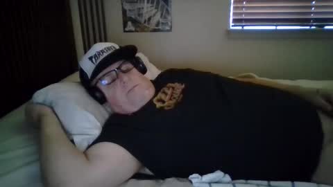 panos online show from February 24, 6:44 pm