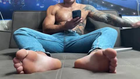 Oleg online show from October 19, 1:49 pm