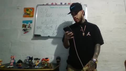 panthers_room online show from September 12, 6:15 am