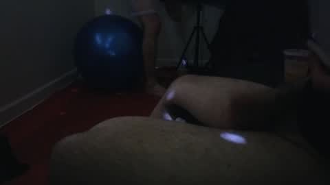 Snapshot of pantslesstraveler_plt chatting on January 18, 1:41 am PantsLessTraveler online show from January 18, 1:41 am