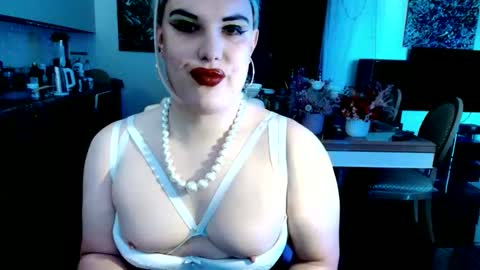Sarina Williams online show from June 4, 7:58 am