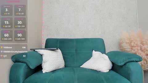 paolarey_ online show from January 14, 5:19 am