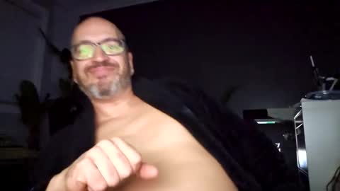 Papi online show from January 18, 4:26 am