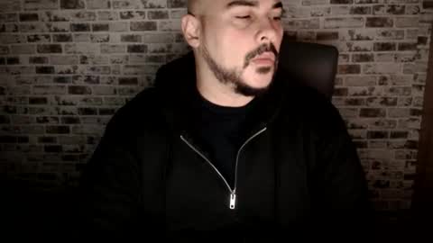 papicho2014 online show from April 12, 10:30 am