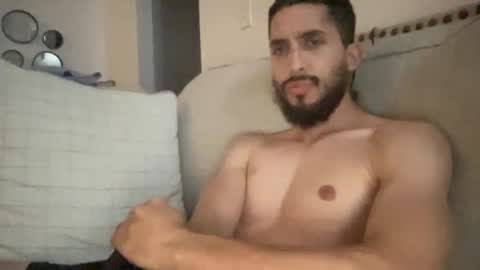 papicubano_guapo23cm online show from September 30, 8:03 am