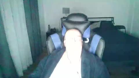 papilly online show from March 11, 1:08 am