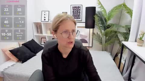 Paris online show from October 14, 9:29 pm