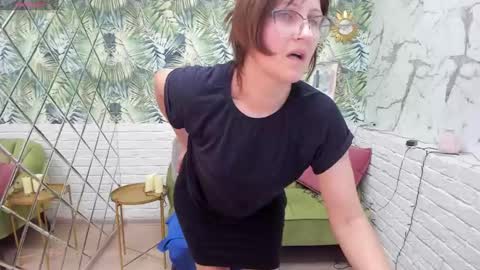 Paris online show from January 9, 2:33 am