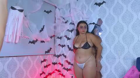 Danna online show from October 31, 1:33 pm