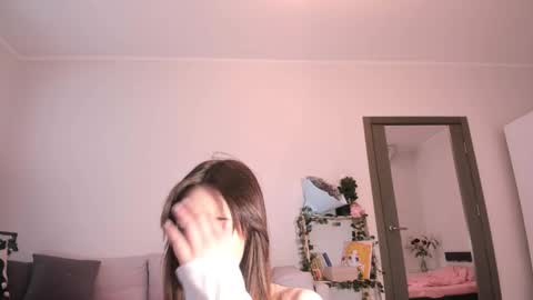 Bella online show from November 25, 3:38 am