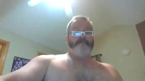 passporttraveler1 online show from December 12, 2:59 am