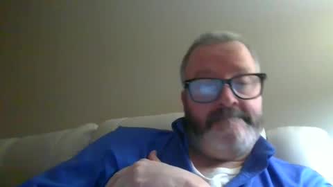 passporttraveler1 online show from January 8, 1:53 am