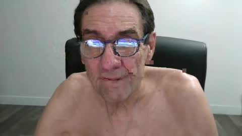 Snapshot of pastelito76 chatting on September 28, 3:15 am Bob online show from September 28, 3:15 am