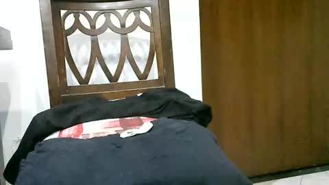 Snapshot of patatini784 chatting on September 25, 9:22 pm patatini784 online show from September 25, 9:22 pm