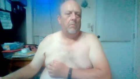patinachevy2 online show from June 25, 2:41 am