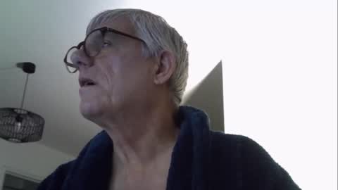 patrick5275 online show from November 17, 5:10 am