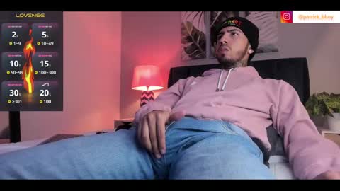 Snapshot of patrick_foster chatting on February 11, 1:31 am patrick_foster online show from February 11, 1:31 am