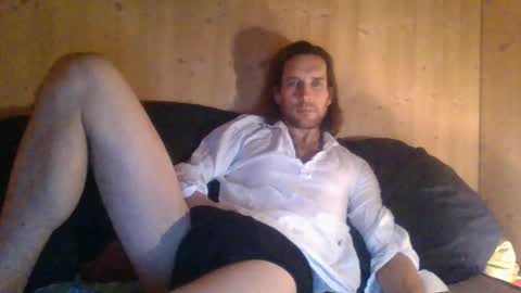 paueriwan online show from December 14, 9:56 pm