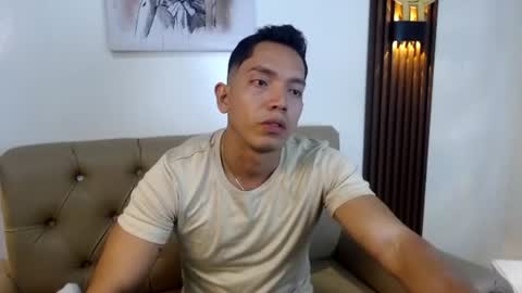 paul_cros online show from June 29, 11:21 am