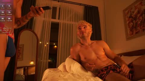 Paul online show from April 10, 4:44 pm