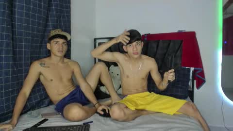 paul_tony13 online show from April 11, 11:20 pm