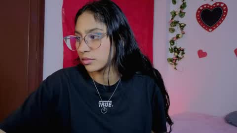 Paula  online show from May 16, 6:43 am