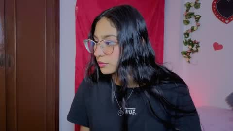 Paula  online show from May 26, 3:45 am