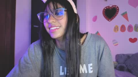 Paula  online show from April 1, 4:02 am