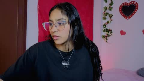 Paula  online show from May 16, 6:32 am