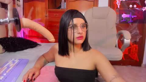 paulha_miller online show from October 10, 12:22 pm