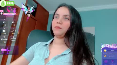 Snapshot of paulina_doll_ chatting on February 17, 2:09 am Paulina online show from February 17, 2:09 am