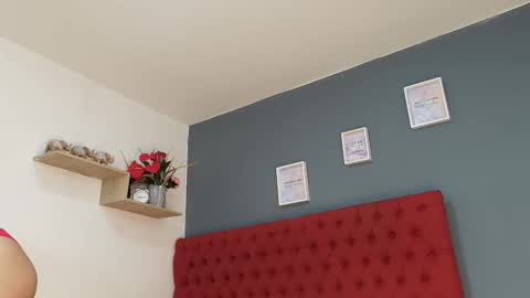 PAU  online show from November 27, 7:43 pm