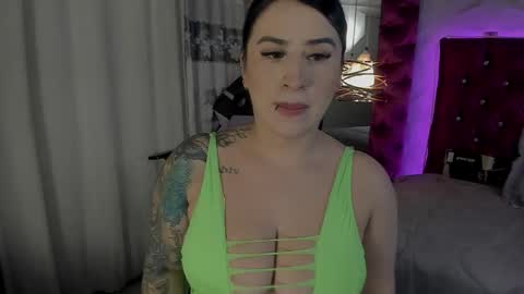 paulinabelen21 online show from November 9, 4:16 am