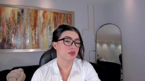 Paulina Santos  online show from May 6, 8:26 pm