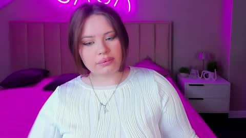 Erica online show from April 22, 9:49 am