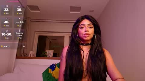 paulinne_clark online show from March 11, 2:25 am