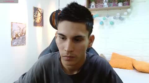 paull online show from February 1, 3:58 am