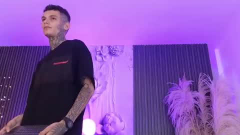 Paulo online show from February 22, 5:44 am