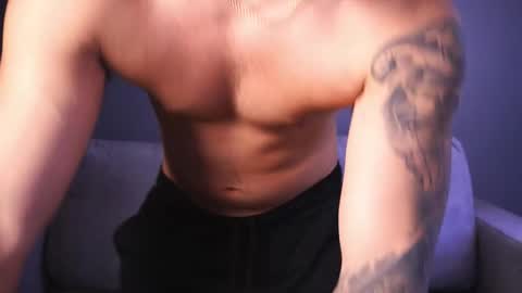 Paul Phoenix online show from December 1, 7:01 pm