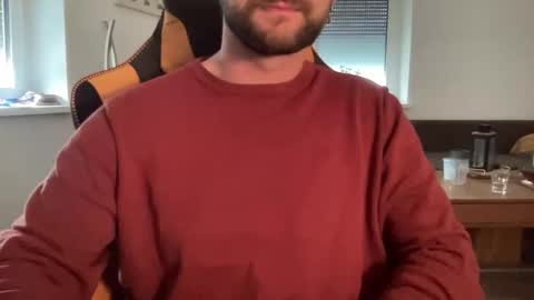Snapshot of paulsimpsn chatting on October 18, 8:18 am love bush online show from October 18, 8:18 am