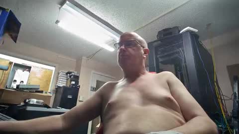 Paul online show from December 3, 6:32 am