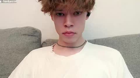 pawclaw online show from December 21, 11:22 pm