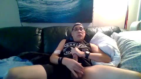 Snapshot of pawgkiller chatting on February 17, 12:10 am pawgkiller online show from February 17, 12:10 am