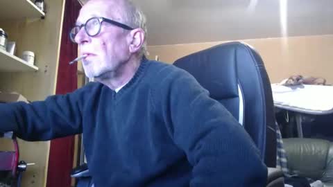 pc8474408 online show from April 5, 10:12 am