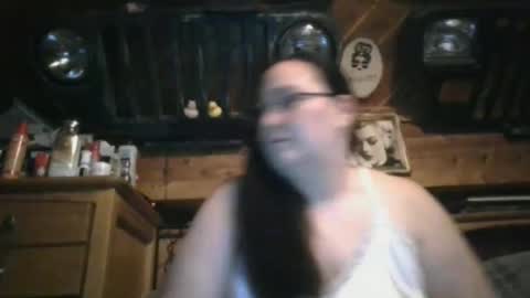 peachtree197 online show from March 7, 1:09 am