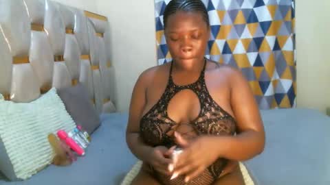 Peachy online show from June 3, 12:30 pm