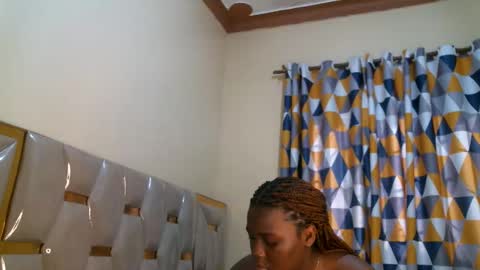 Snapshot of peachygirl255 chatting on September 21, 6:39 am Peachy online show from September 21, 6:39 am
